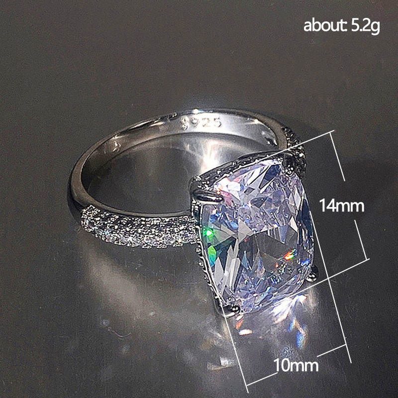 Four-claw White Square Diamond Ring Large Zircon