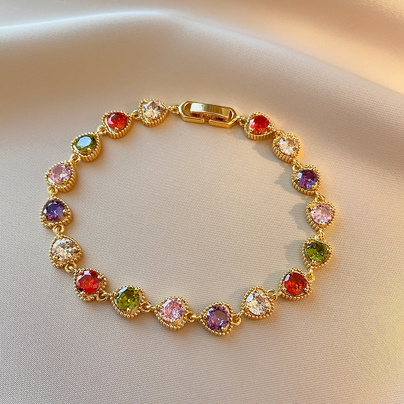 Love Fashion Ornament Micro-inlaid Vintage Bracelet